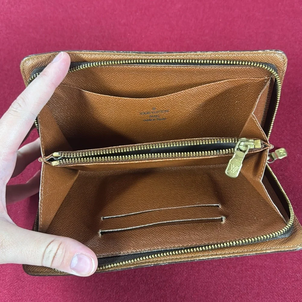 Louis Vuitton Wallet
